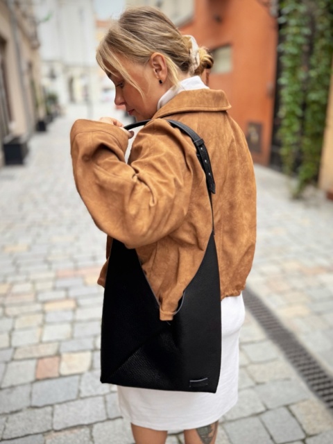 Torebka miękka ‚Origami’ duża, kolor czarny, skóra naturalna Torebka miękka ‚Origami’ duża, kolor czarny, skóra naturalna