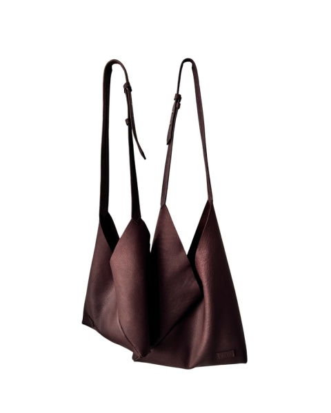 Torebka miękka ‚Origami’ mała, kolor czekoladowy brąz, skóra naturalna Torebka miękka ‚Origami’ mała, kolor czekoladowy brąz, skóra naturalna