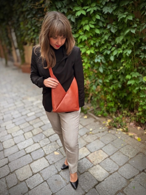 Torebka miękka ‚Origami’ mała, kolor terakota, skóra naturalna Torebka miękka ‚Origami’ mała, kolor terakota, skóra naturalna