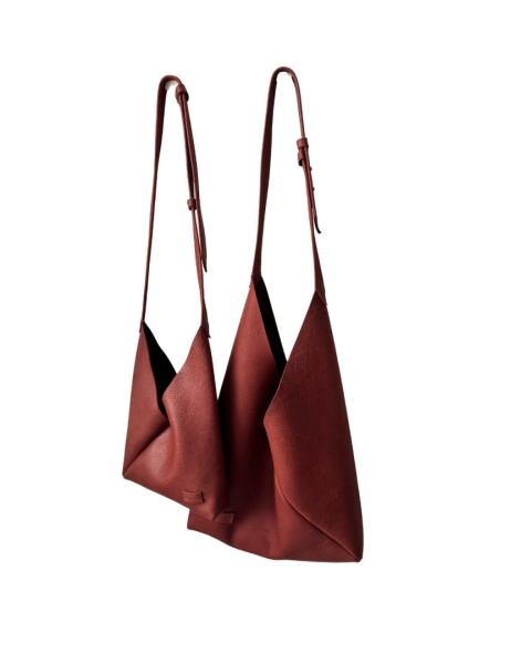 Torebka miękka ‚Origami’ mała, kolor terakota, skóra naturalna Torebka miękka ‚Origami’ mała, kolor terakota, skóra naturalna